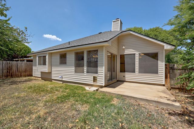 1511 Lantana DR, Round Rock, TX 78664