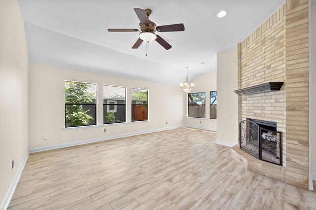 1511 Lantana DR, Round Rock, TX 78664