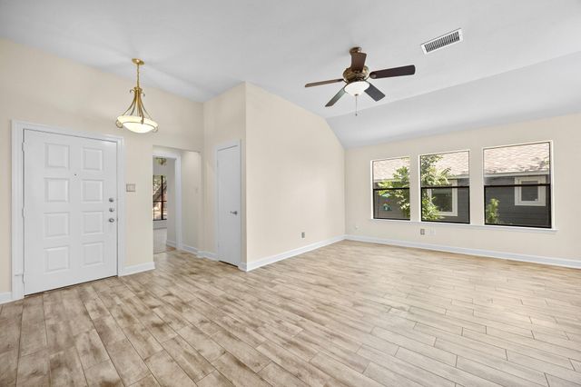 1511 Lantana DR, Round Rock, TX 78664