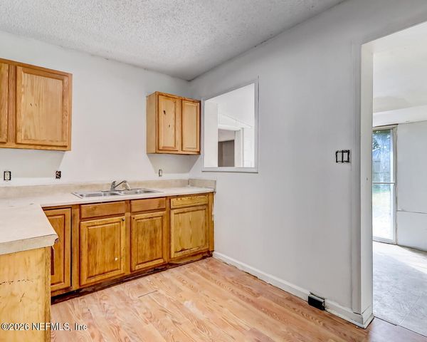 5602 LONG Street, Jacksonville, FL 32208