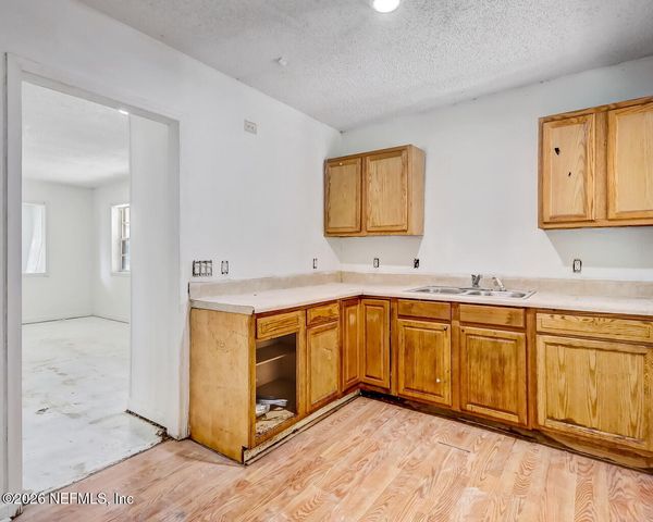 5602 LONG Street, Jacksonville, FL 32208