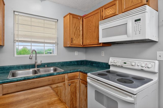 104 Berkley Lane, Frankfort, KY 40601