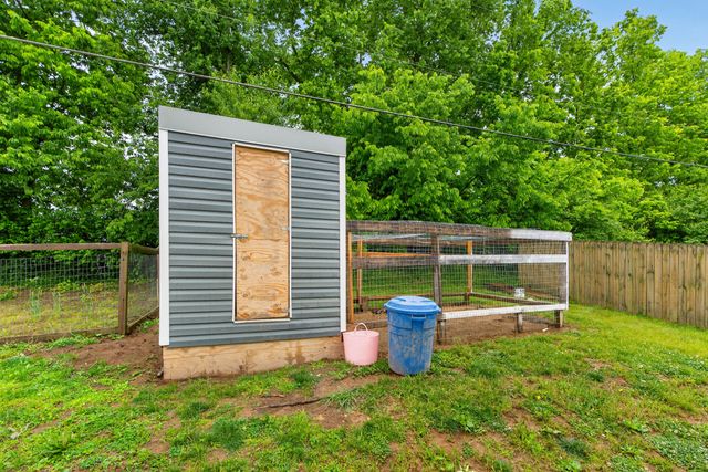 104 Berkley Lane, Frankfort, KY 40601