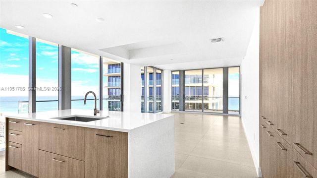 153 N Seabreeze Blvd 2105-S, Fort Lauderdale, FL 33304