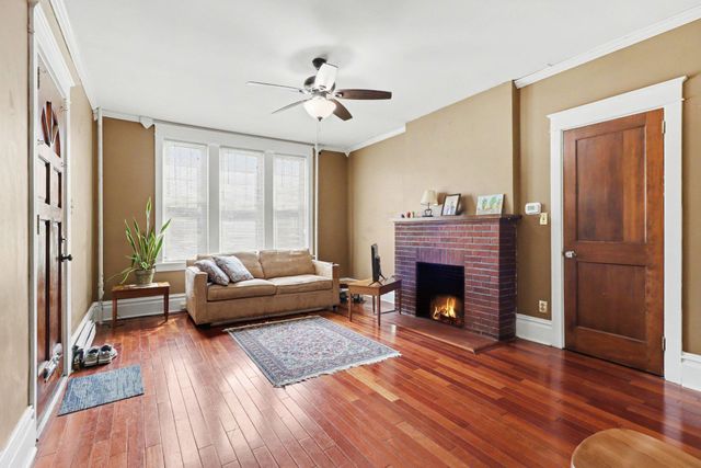 2038 MARKET ST, Harrisburg, PA 17103