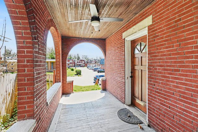 2038 MARKET ST, Harrisburg, PA 17103