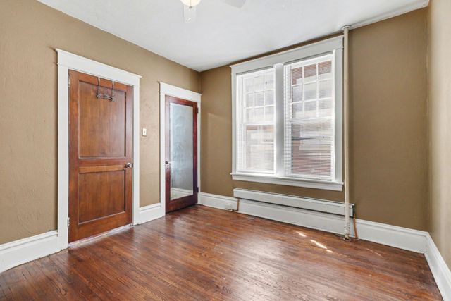 2038 MARKET ST, Harrisburg, PA 17103