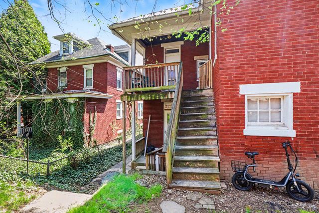2038 MARKET ST, Harrisburg, PA 17103