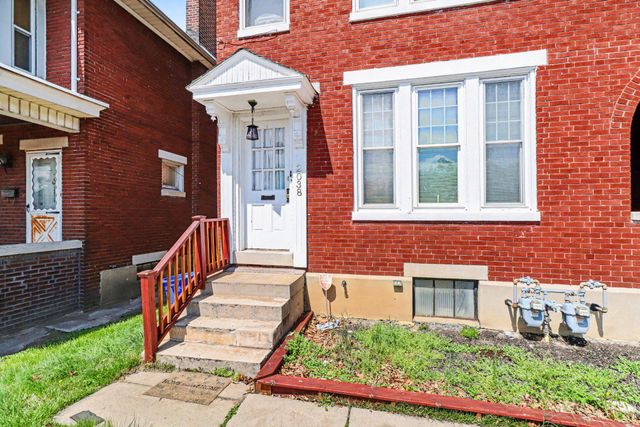 2038 MARKET ST, Harrisburg, PA 17103