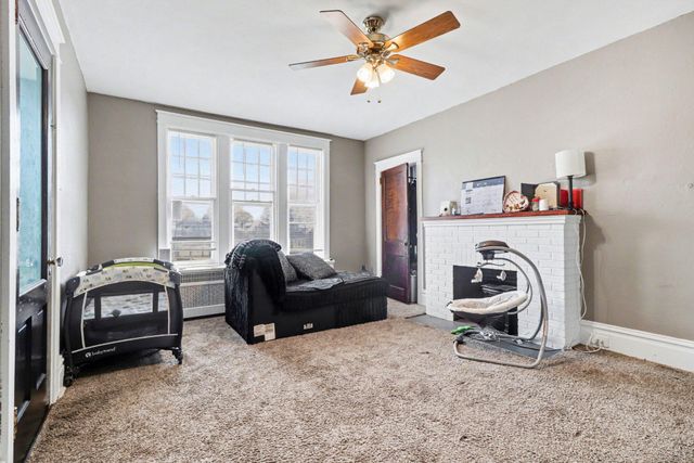 2038 MARKET ST, Harrisburg, PA 17103