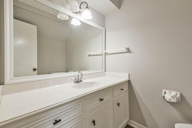 2022 Riverlawn Drive, Kingwood, TX 77339