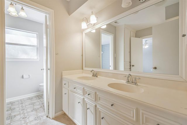 2022 Riverlawn Drive, Kingwood, TX 77339