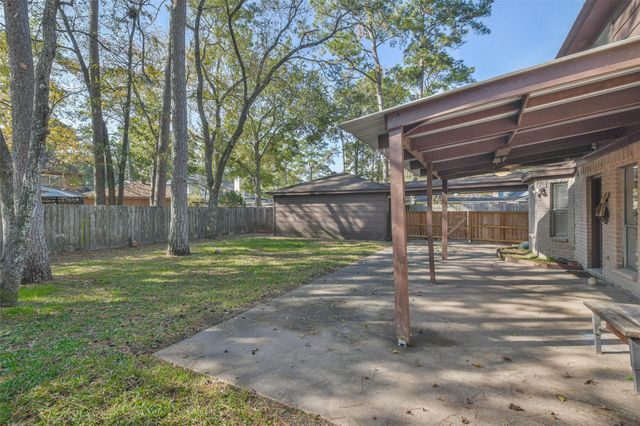 2022 Riverlawn Drive, Kingwood, TX 77339