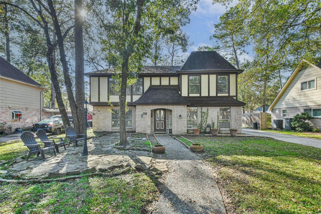 2022 Riverlawn Drive, Kingwood, TX 77339