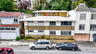 2742 Park Boulevard, Oakland, CA 94606