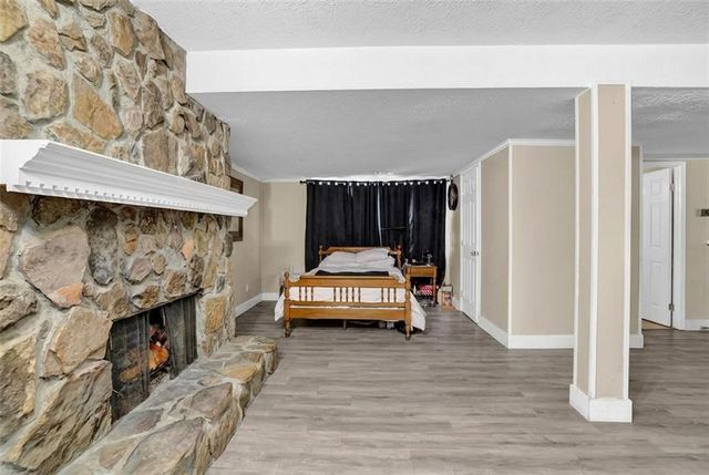 2832 Shea Way SW, Marietta, GA 30060