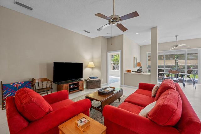 178 Hampton Place, Jupiter, FL 33458