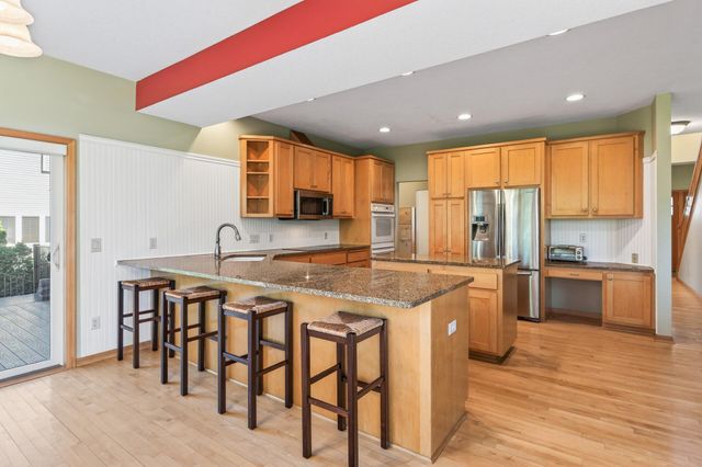 655 Lexie Court, Eagan, MN 55123