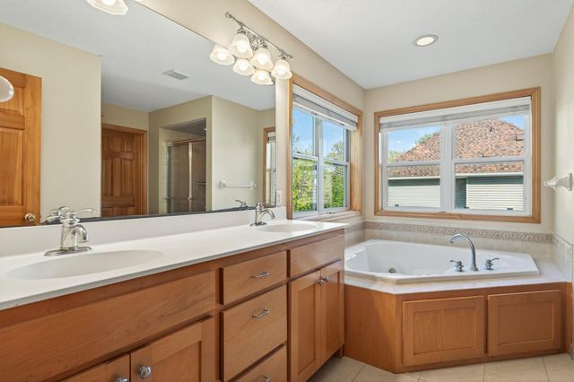 655 Lexie Court, Eagan, MN 55123