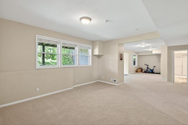 655 Lexie Court, Eagan, MN 55123