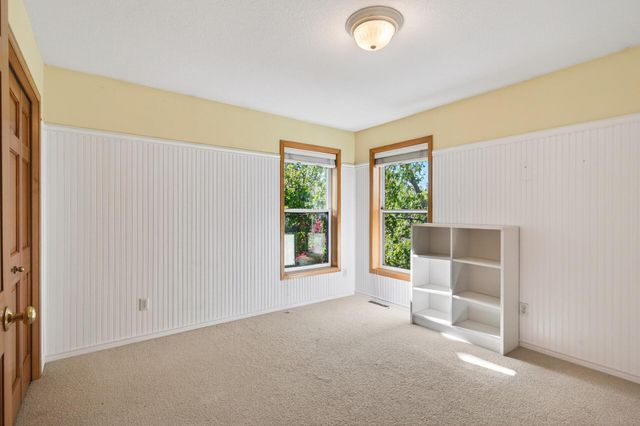 655 Lexie Court, Eagan, MN 55123