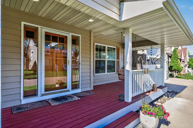 655 Lexie Court, Eagan, MN 55123
