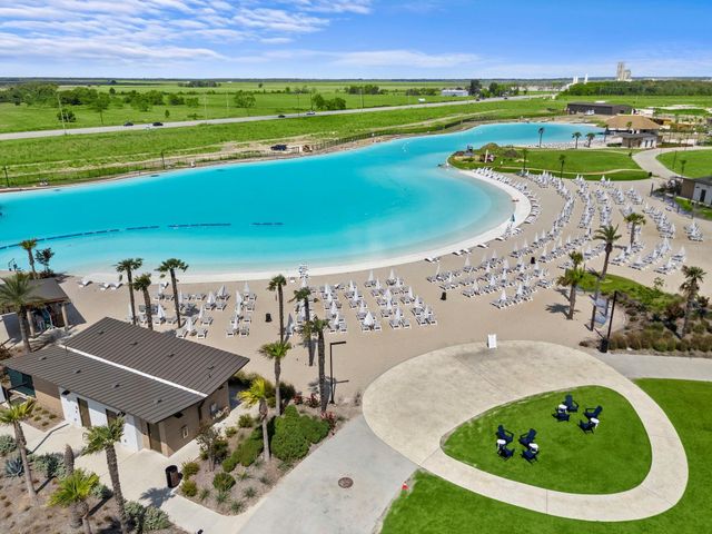 360 Long Branch Drive, Dayton, TX 77535