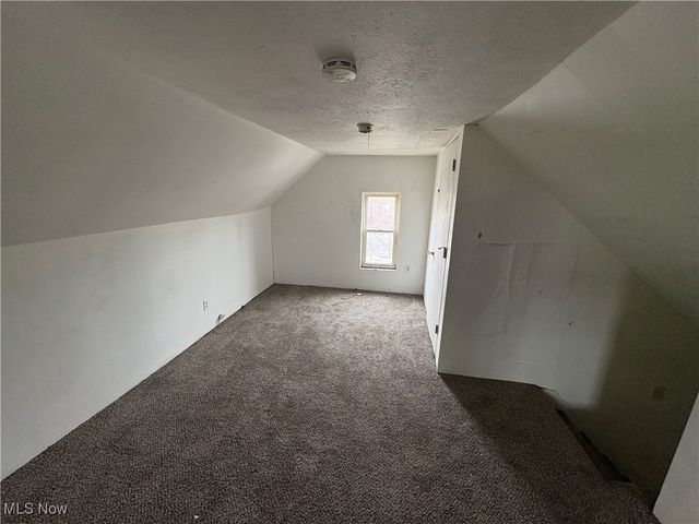 248 7th Street NW, Barberton, OH 44203