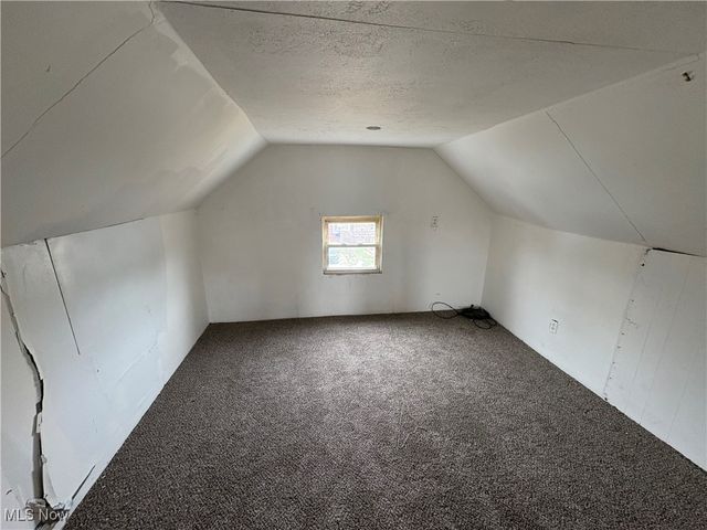 248 7th Street NW, Barberton, OH 44203