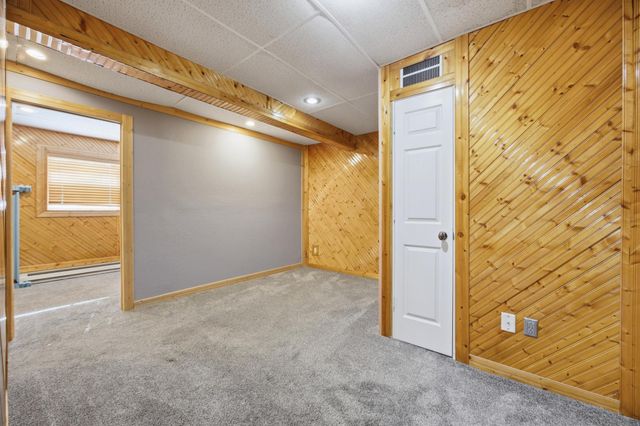 2756 26th Street Circle S, Moorhead, MN 56560