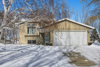 2756 26th Street Circle S, Moorhead, MN 56560