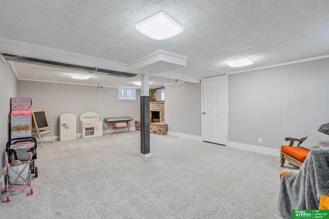 3046 Arcadia Avenue, Omaha, NE 68111