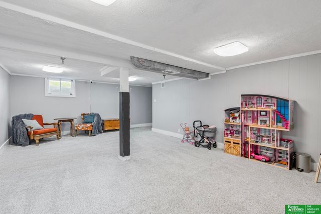 3046 Arcadia Avenue, Omaha, NE 68111