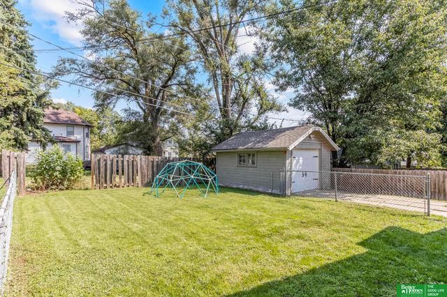 3046 Arcadia Avenue, Omaha, NE 68111