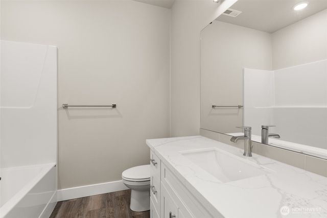 208 Shannon Lewis Lane, Winlock, WA 98596