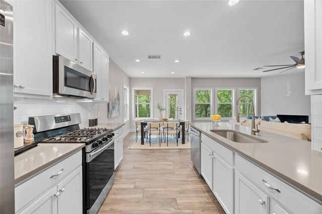 1905 Creek Crest WAY, Round Rock, TX 78664