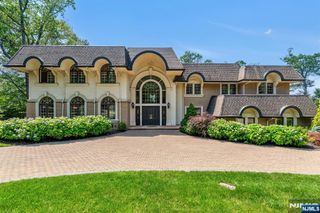 82A Jackson Drive, Cresskill, NJ 07626