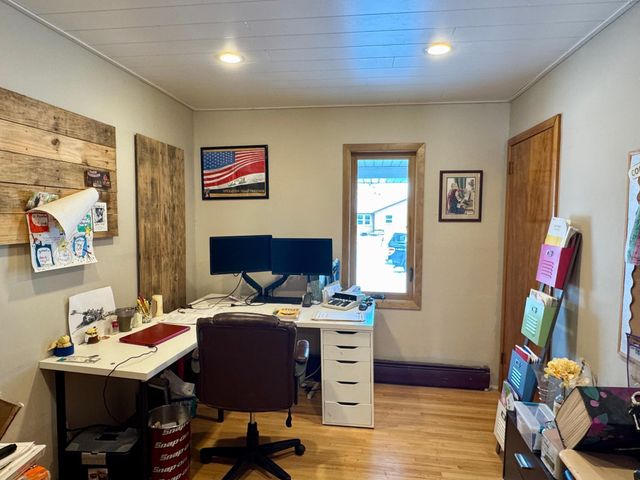 111 Cherry Avenue, Bird Island, MN 55310