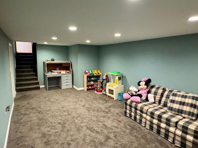 111 Cherry Avenue, Bird Island, MN 55310