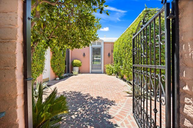 73649 Amir Drive, Palm Desert, CA 92260