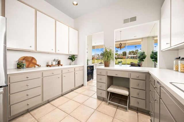 73649 Amir Drive, Palm Desert, CA 92260