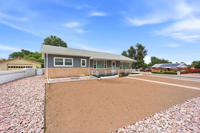 1601 Englewood Dr, Pueblo, CO 81005