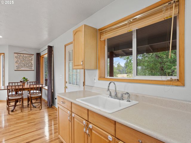 34603 Se JARL Rd, Boring, OR 97009