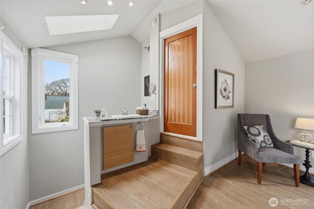 91 Williams Avenue S, Renton, WA 98055