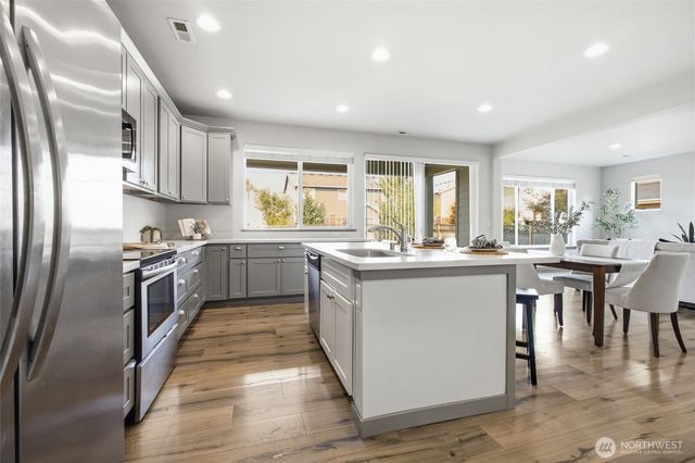5511 Parquet Way SE, Olympia, WA 98513