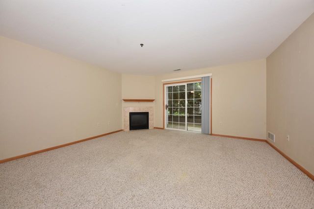 3243 S 92nd STREET #111, Milwaukee, WI 53227