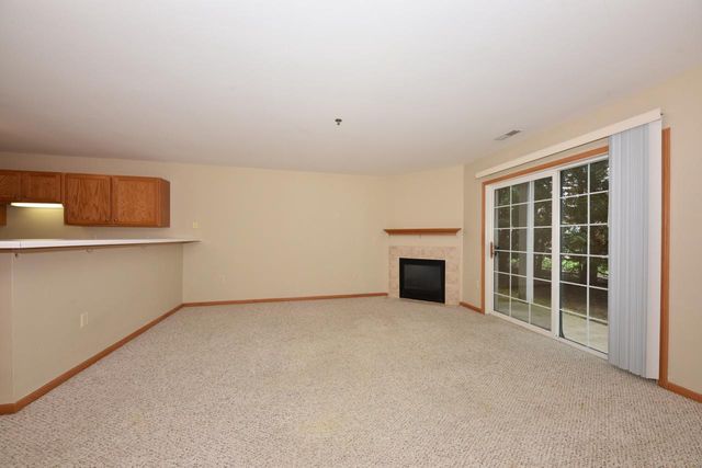 3243 S 92nd STREET #111, Milwaukee, WI 53227