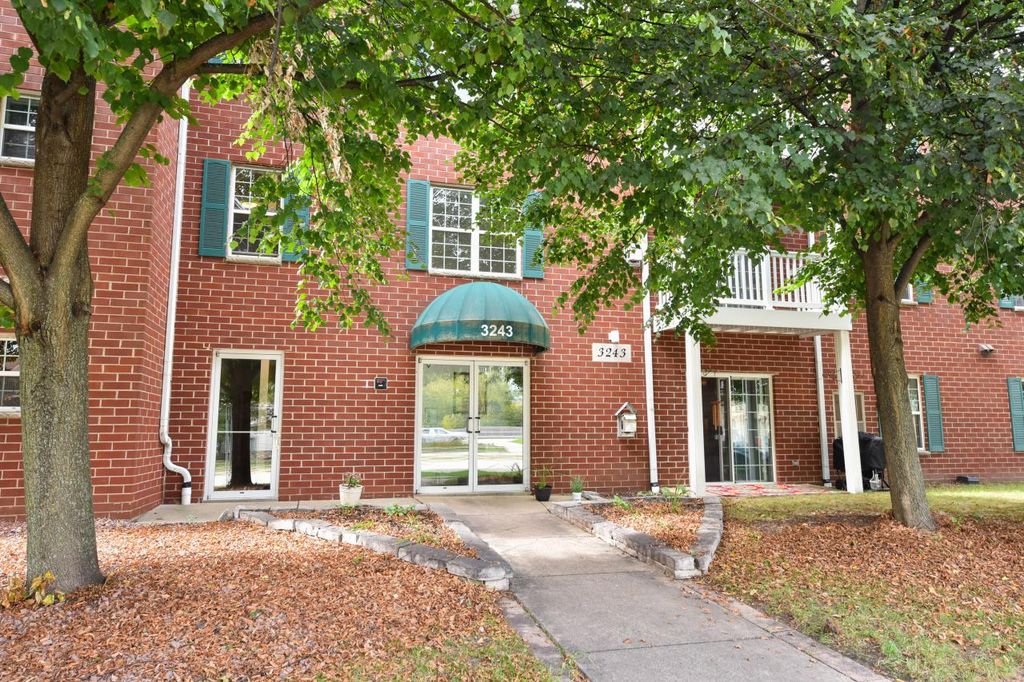 3243 S 92nd STREET #111, Milwaukee, WI 53227