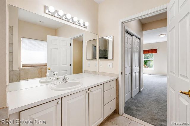 3622 Camden Court, Auburn Hills, MI 48326