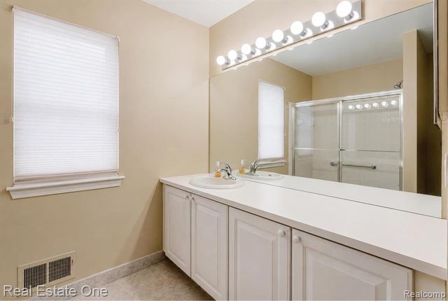 3622 Camden Court, Auburn Hills, MI 48326